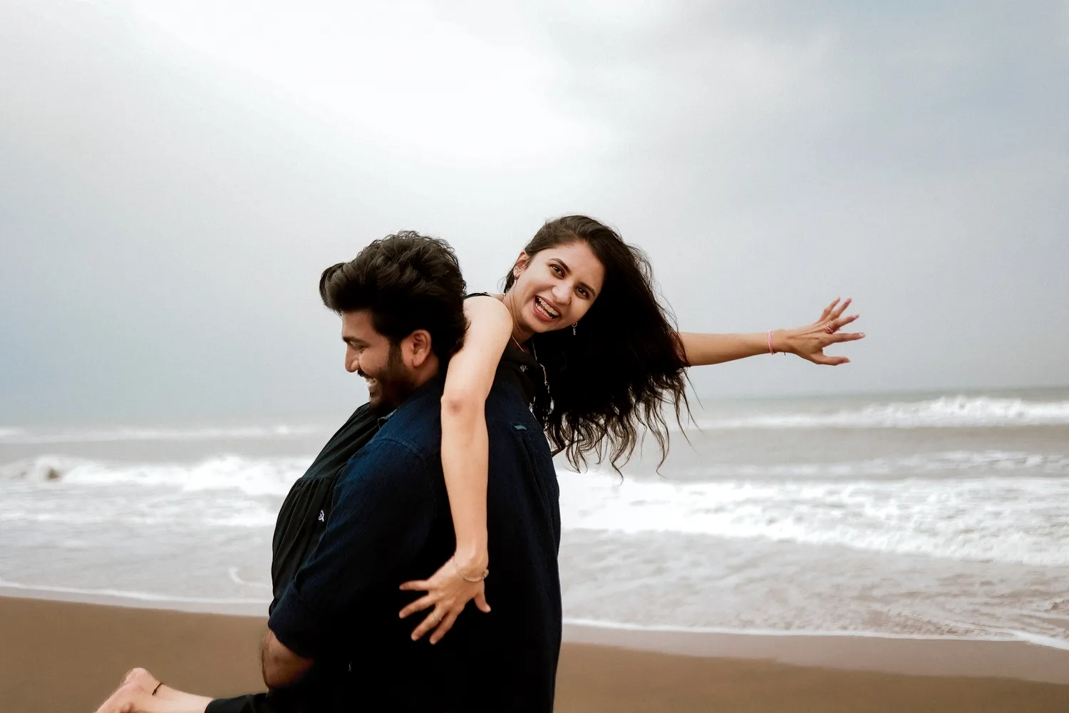 PRE WEDDING image